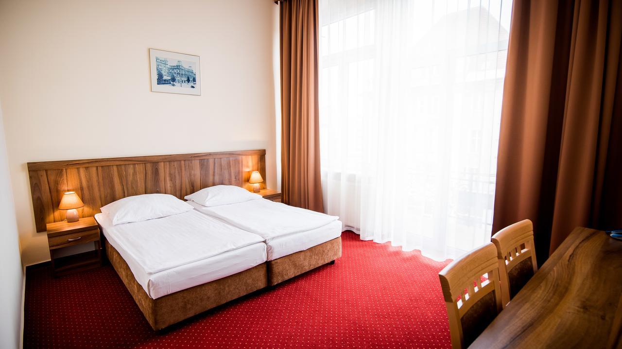 Hotel Piast Słupsk Extérieur photo