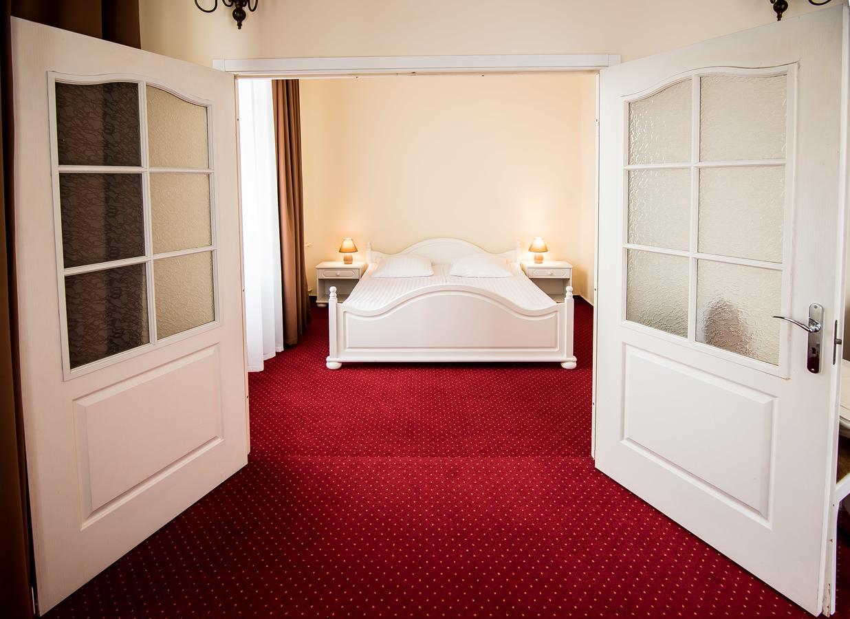 Hotel Piast Słupsk Extérieur photo